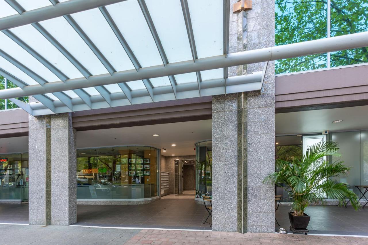 Dana-Spacious Private Room In Shared 2-Bedroom Apartment-1 Canberra Buitenkant foto